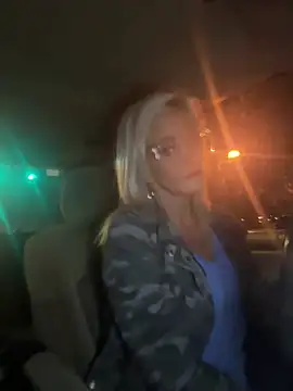 vixendoll87 online show from 01/18/26, 12:25