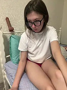 BeatriceTender online show from 01/29/25, 10:53