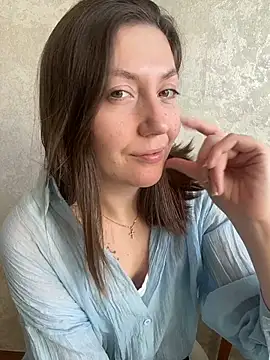 BeatriceTender online show from 03/25/26, 11:09