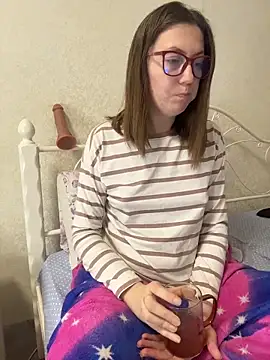 BeatriceTender online show from 02/19/26, 07:00