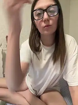 BeatriceTender online show from 02/13/25, 06:05