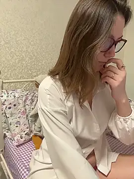 BeatriceTender online show from 03/09/26, 08:34