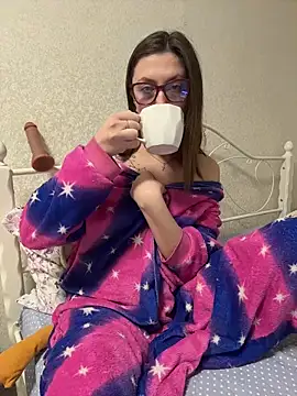 BeatriceTender online show from 02/18/26, 06:15