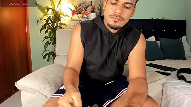 Neganhot  online show from 06/27/26, 12:16