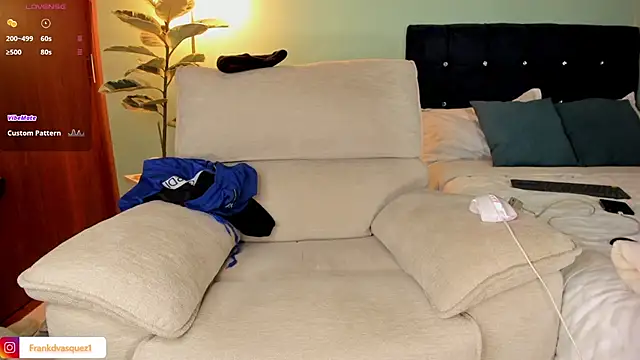 Neganhot  online show from 11/26/25, 01:05