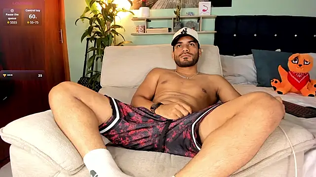 Neganhot  online show from 05/09/26, 12:03