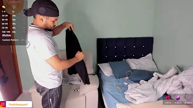 Neganhot  online show from 10/12/25, 01:51