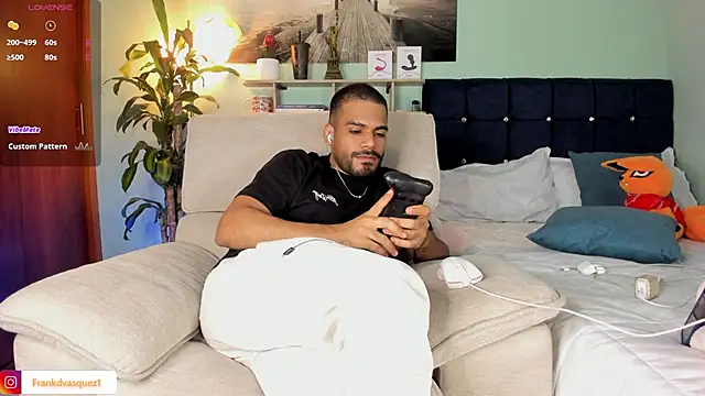 Neganhot  online show from 02/12/26, 11:48