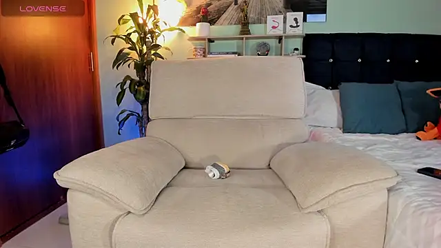 Neganhot  online show from 02/11/26, 11:04