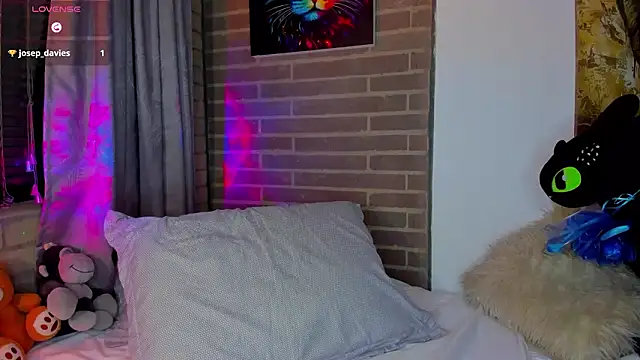 liam oficial02 online show from 02/14/26, 02:56