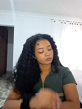 avellanatammy online show from 04/15/26, 03:16