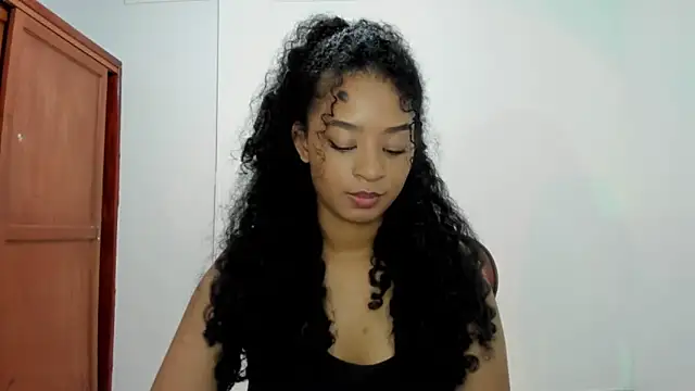 avellanatammy online show from 10/25/25, 12:43