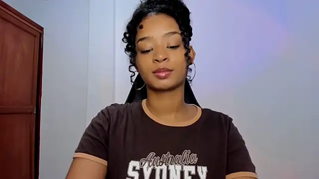 avellanatammy online show from 10/31/25, 03:03