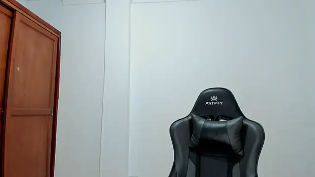 avellanatammy online show from 12/05/25, 01:49