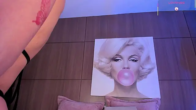 AgattaDuque online show from 04/11/26, 10:57