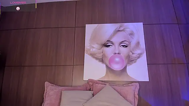 Snapshot of AgattaDuque chatting on 02/22/26, 12:24 AgattaDuque online show from 02/22/26, 12:24