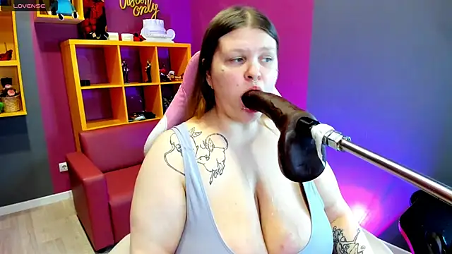 AuroraDemoni online show from 12/03/25, 06:57