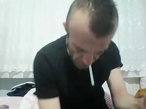 Snapshot of Aktorihann chatting on 10/06/25, 11:27 Aktorihann online show from 10/06/25, 11:27