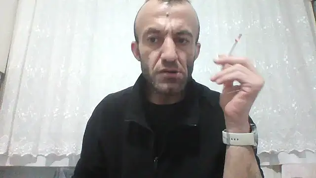 Snapshot of Aktorihann chatting on 10/04/25, 02:35 Aktorihann online show from 10/04/25, 02:35