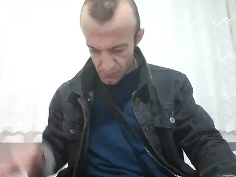 Snapshot of Aktorihann chatting on 10/14/25, 11:36 Aktorihann online show from 10/14/25, 11:36