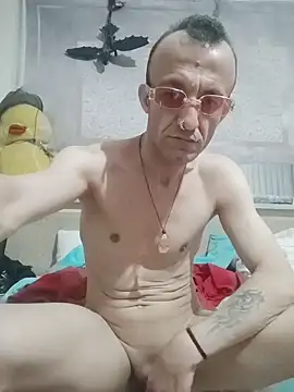 Snapshot of Aktorihann chatting on 11/21/25, 11:59 Aktorihann online show from 11/21/25, 11:59