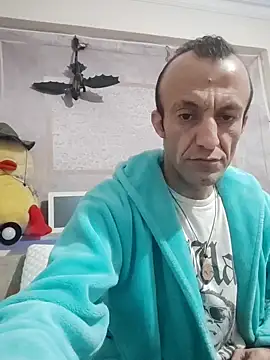 Snapshot of Aktorihann chatting on 11/16/25, 10:02 Aktorihann online show from 11/16/25, 10:02