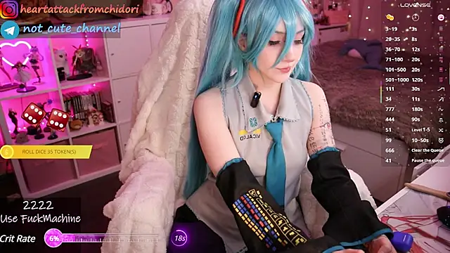 yourcutewaifu online show from 03/02/25, 08:25