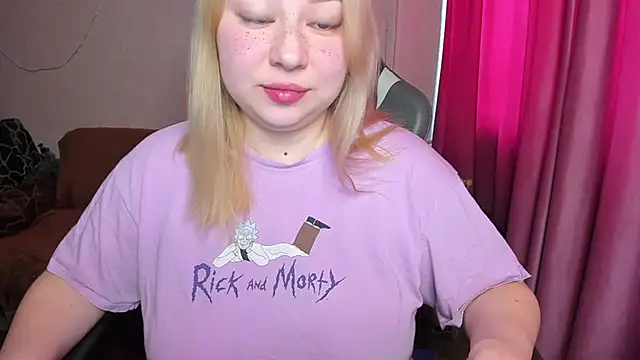 Milafoxxxy online show from 11/17/25, 05:44