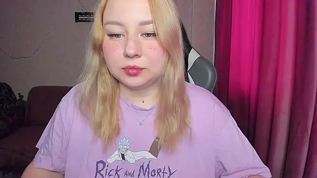 Milafoxxxy online show from 11/05/25, 08:39