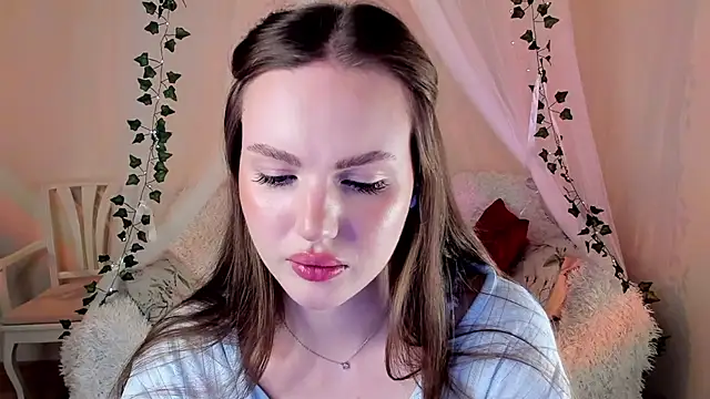 MishkaMe online show from 11/09/25, 02:10