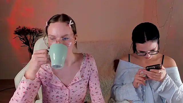 MishkaMe online show from 02/25/26, 06:41