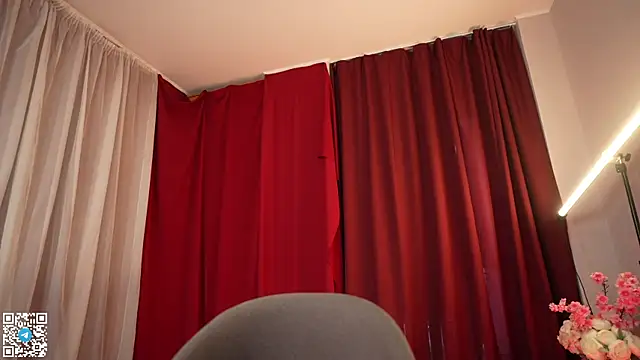 AlisaLore online show from 11/05/25, 07:55