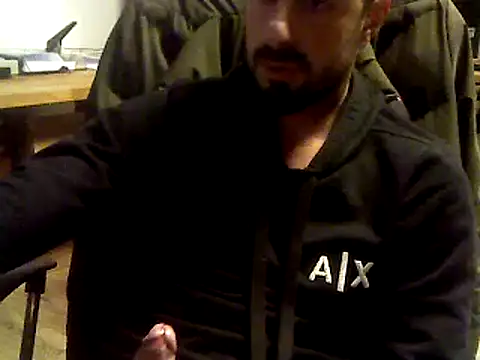 Snapshot of giorgakaci69 chatting on 02/24/25, 07:52 giorgakaci69 online show from 02/24/25, 07:52