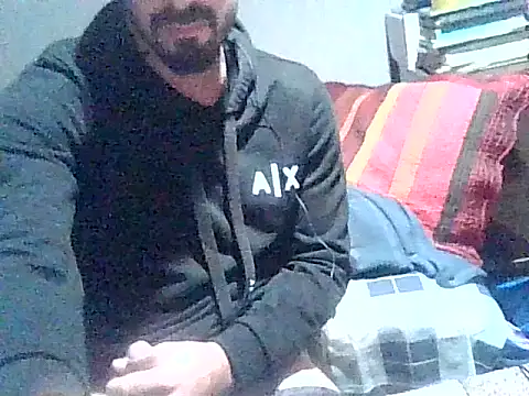 Snapshot of giorgakaci69 chatting on 10/05/25, 10:22 giorgakaci69 online show from 10/05/25, 10:22