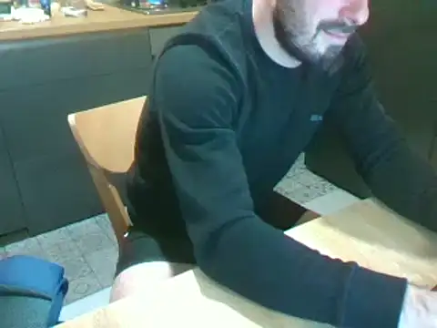 Snapshot of giorgakaci69 chatting on 12/19/24, 03:07 giorgakaci69 online show from 12/19/24, 03:07