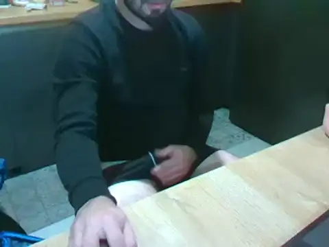 Snapshot of giorgakaci69 chatting on 12/19/24, 12:02 giorgakaci69 online show from 12/19/24, 12:02