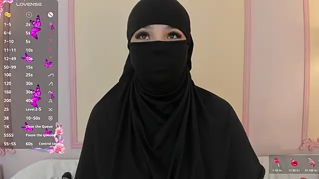 Snapshot of nashi_ra chatting on 04/29/26, 05:30 nashi ra online show from 04/29/26, 05:30