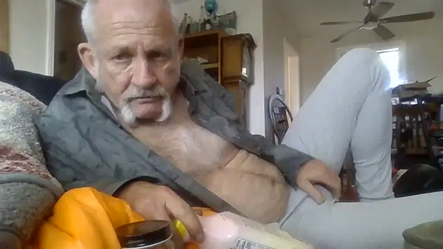 den-rock4u online show from 11/24/25, 10:43