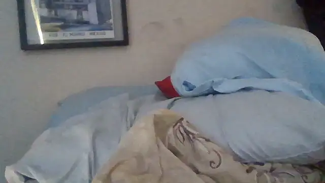 Snapshot of den-rock4u chatting on 10/07/25, 09:49 den-rock4u online show from 10/07/25, 09:49