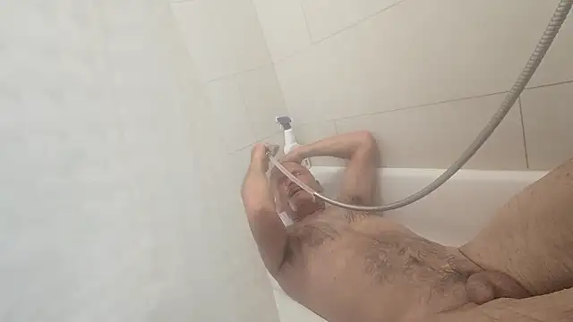 Snapshot of den-rock4u chatting on 09/19/25, 12:47 den-rock4u online show from 09/19/25, 12:47