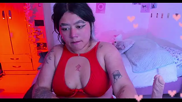 Snapshot of StephaniFox chatting on 02/15/25, 05:30 StephaniFox online show from 02/15/25, 05:30