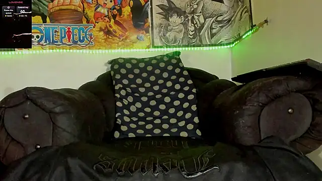 Snapshot of _ThomasBoy_ chatting on 09/10/25, 06:45 ThomasBoy online show from 09/10/25, 06:45