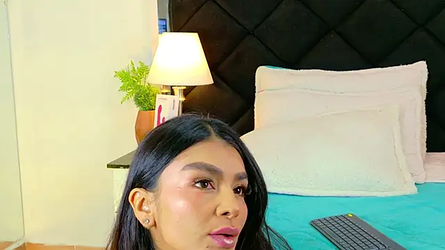 Holly Brensonexx  online show from 10/16/25, 01:19