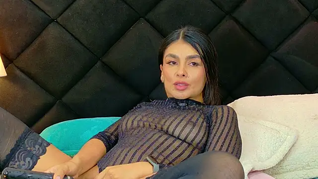 Holly Brensonexx  online show from 12/18/25, 03:00