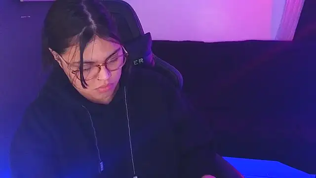 miacanela xo online show from 09/25/25, 12:49