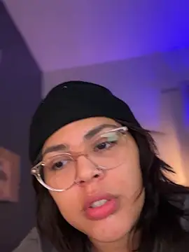 miacanela xo online show from 11/25/25, 12:33