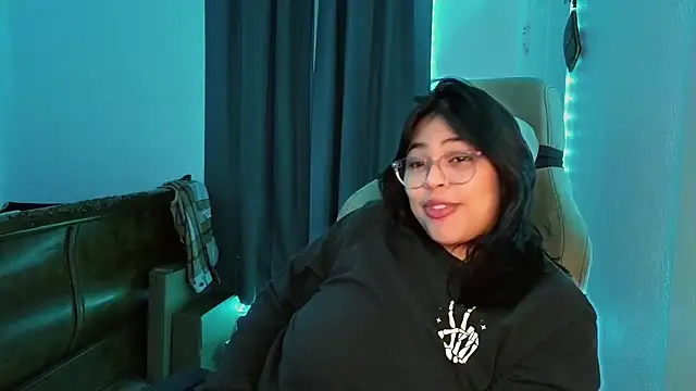 miacanela xo online show from 01/10/26, 12:28