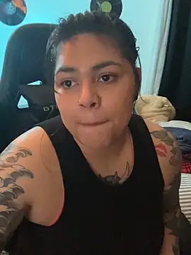 miacanela xo online show from 05/17/26, 02:11