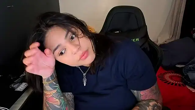 miacanela xo online show from 04/22/26, 11:33