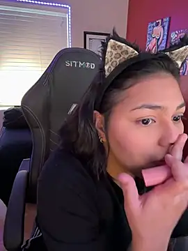 miacanela xo online show from 03/20/25, 12:19